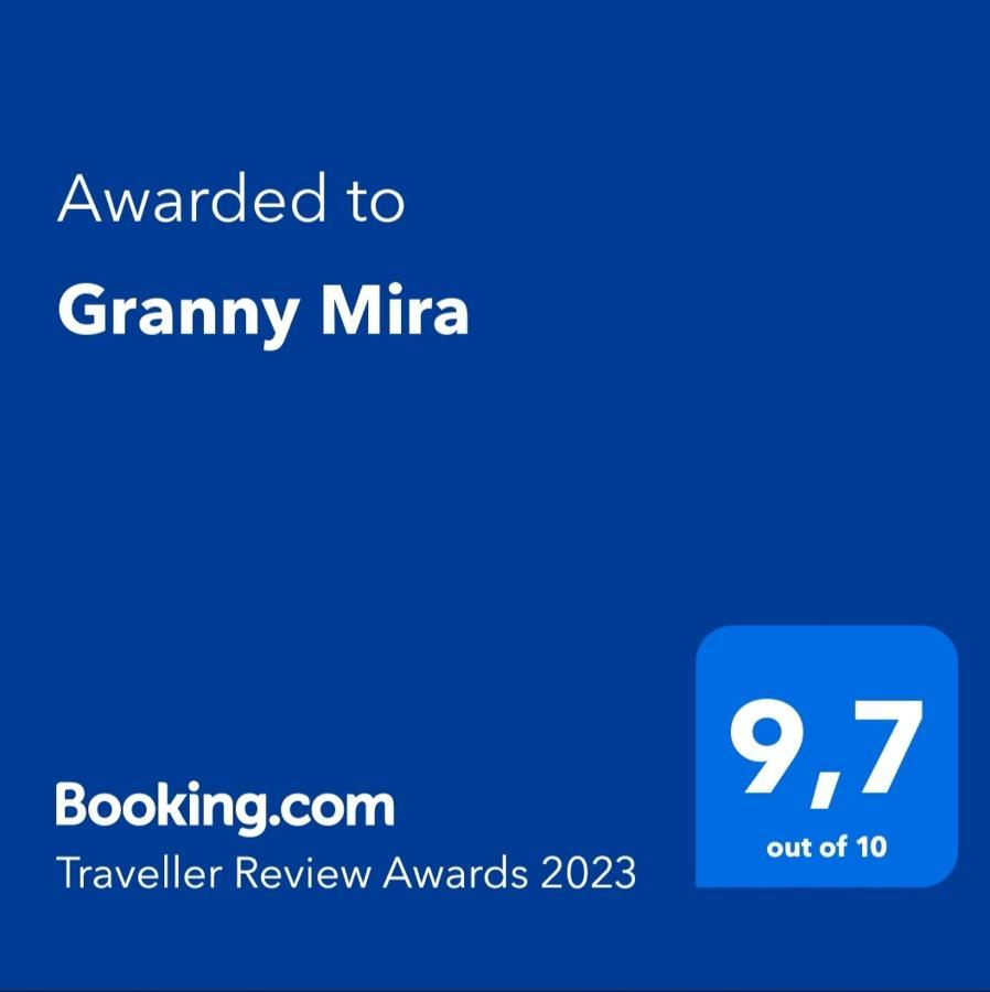 Ferienwohnung Granny Mira Omiš Exterior foto